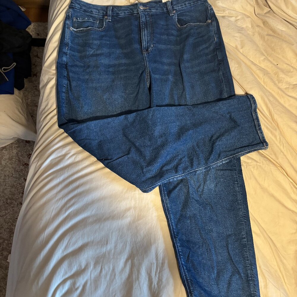 NWT American Eagle Curvy Mom Jean Stretch- Long